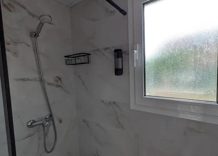 Westood Retreat Residences Las Rosas (Arona, Tenerife)