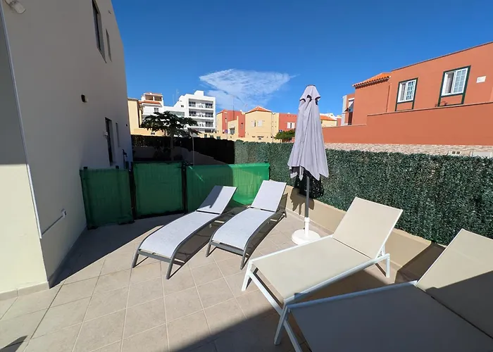 Westood Retreat Residences Las Rosas (Arona, Tenerife)